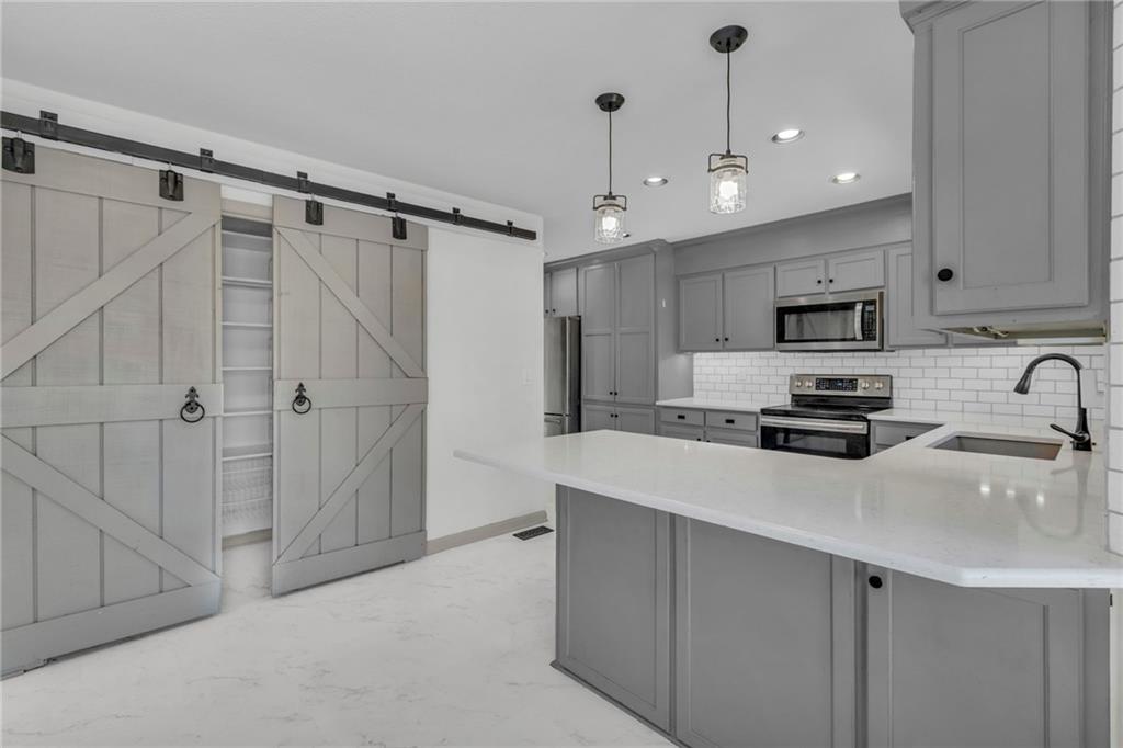 11921 W 49th Terrace