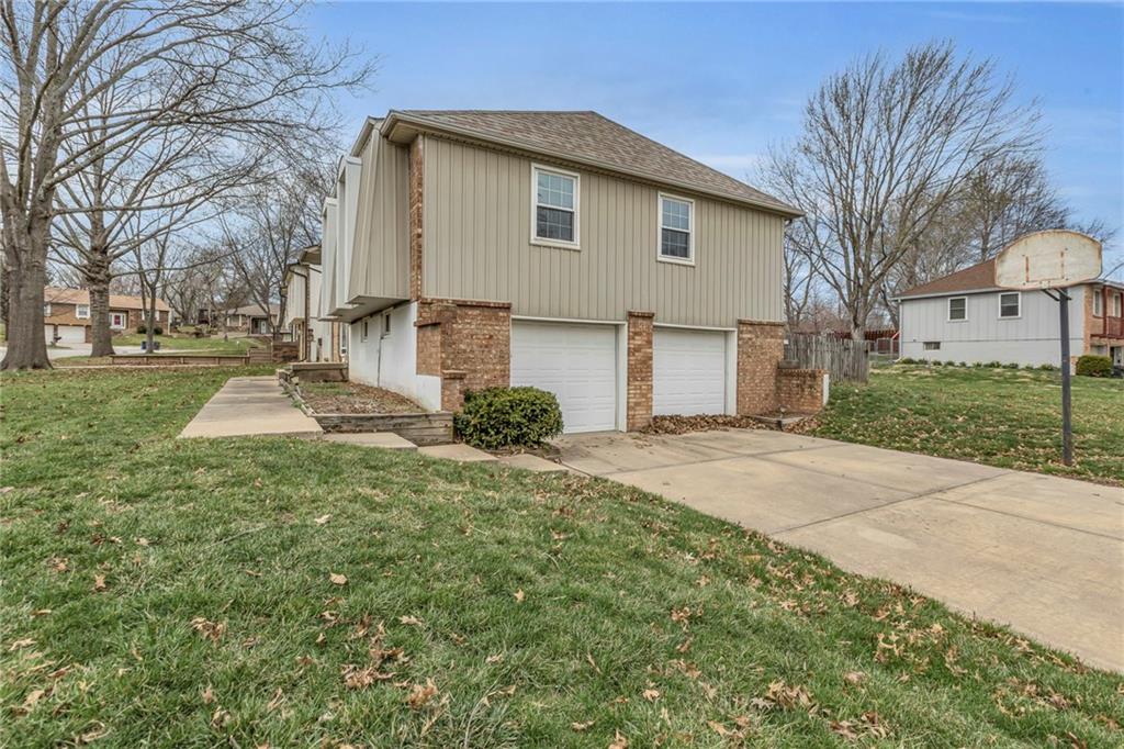 15908 W Brougham Court