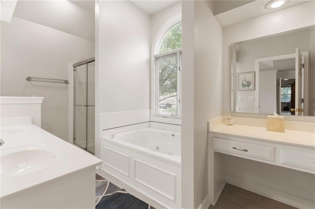 12484 S Hallet Street