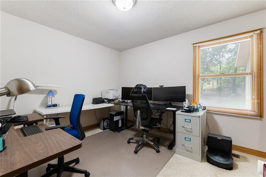 12484 S Hallet Street