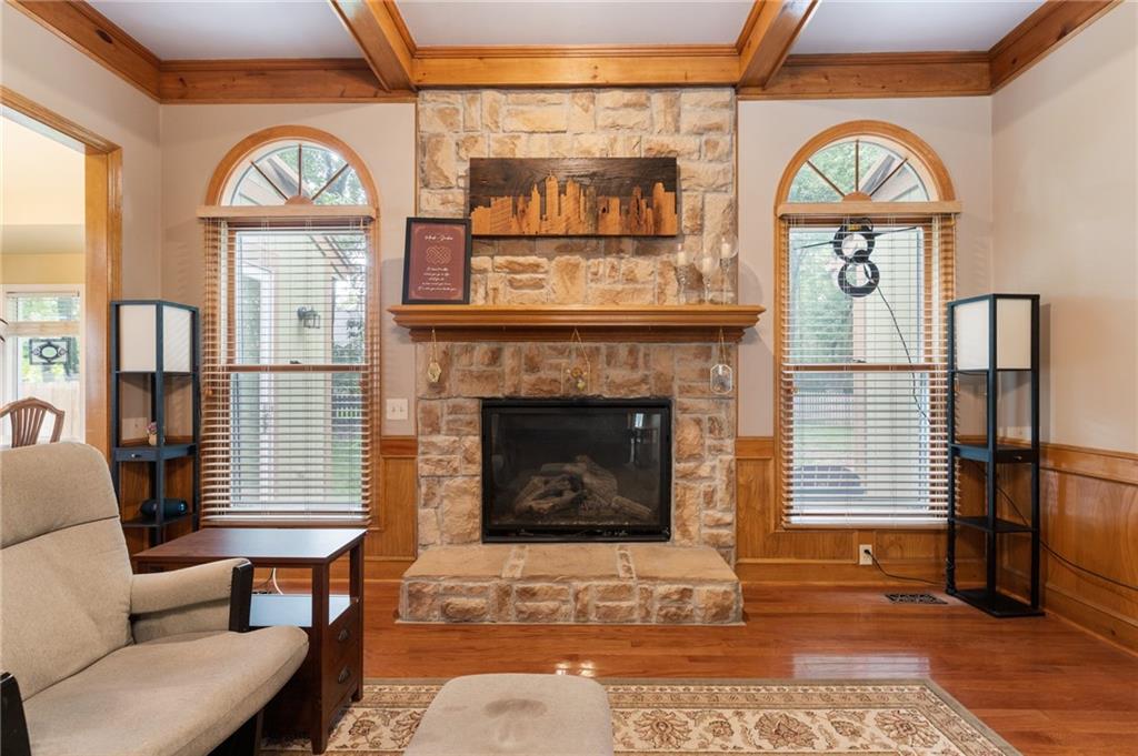 12484 S Hallet Street