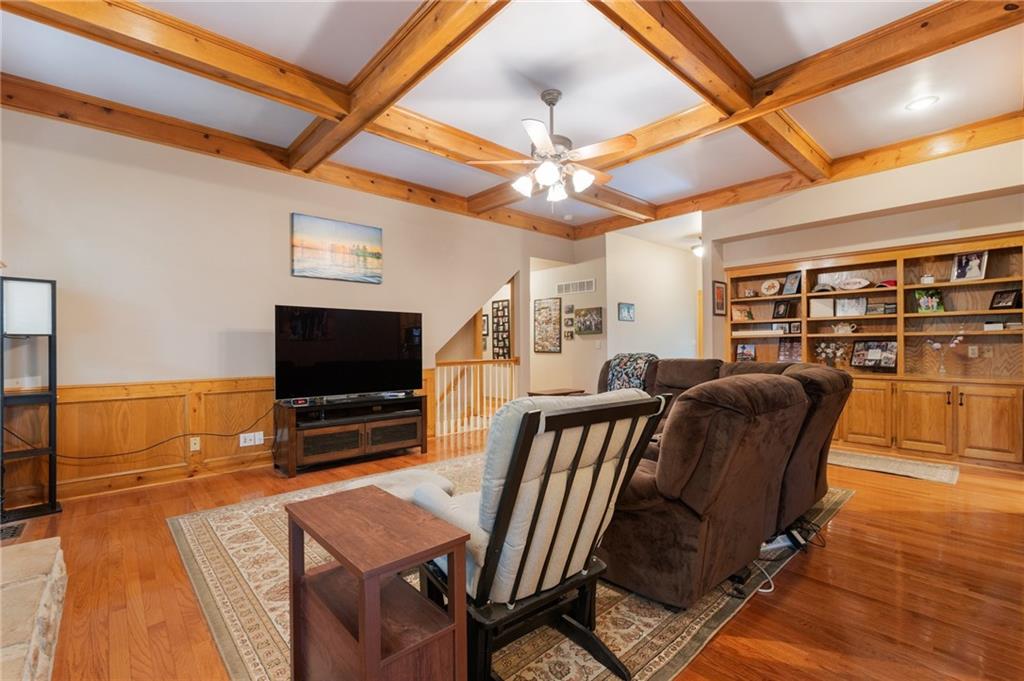 12484 S Hallet Street