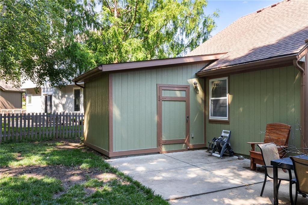 12484 S Hallet Street