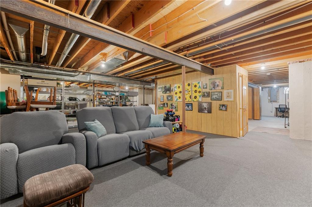 12484 S Hallet Street