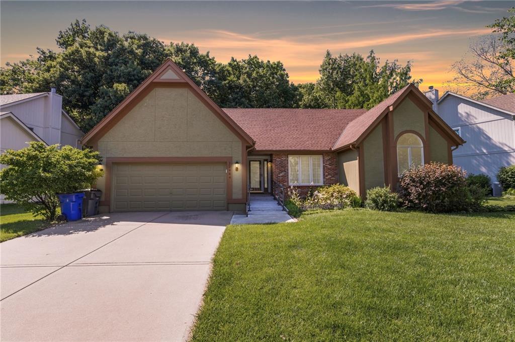 12484 S Hallet Street