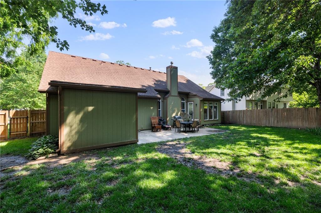 12484 S Hallet Street