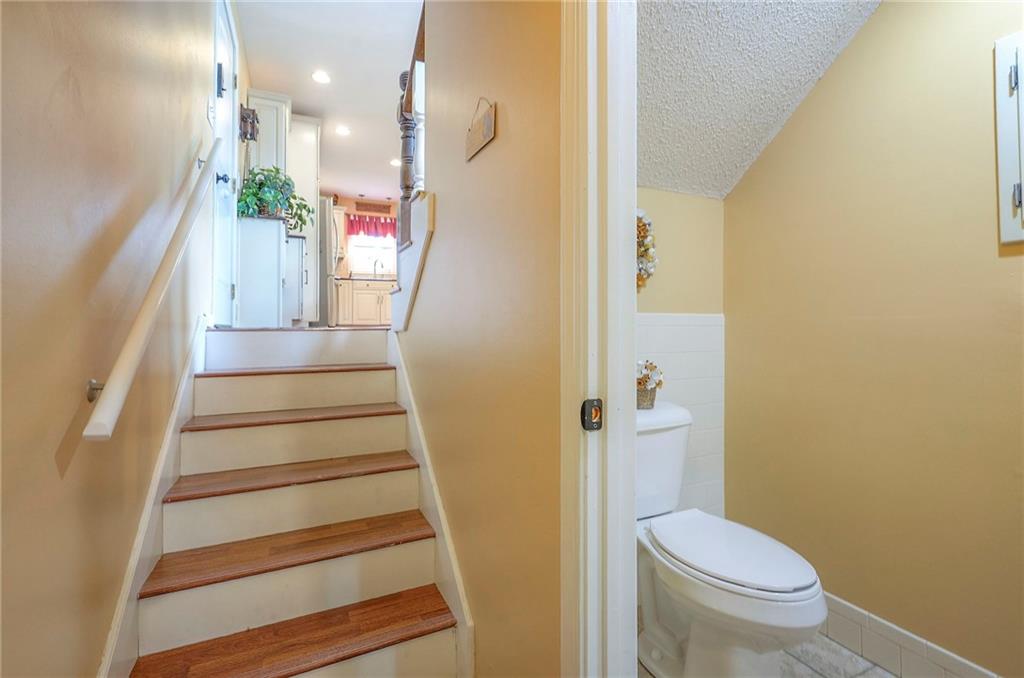 2108 E Sleepy Hollow Drive