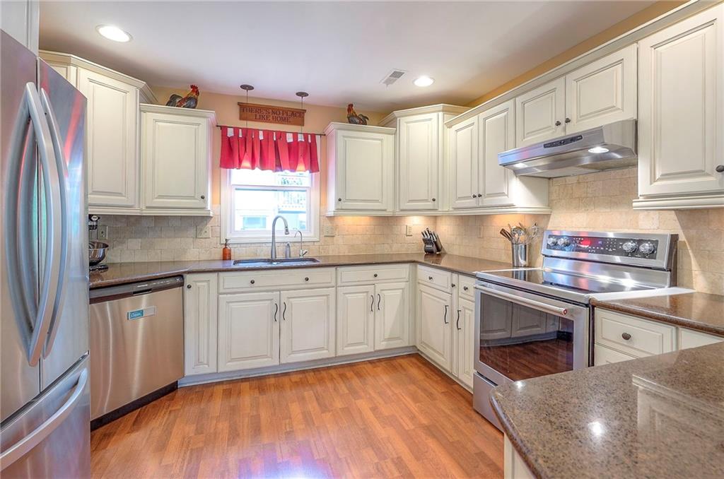 2108 E Sleepy Hollow Drive