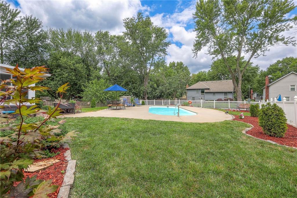 2108 E Sleepy Hollow Drive