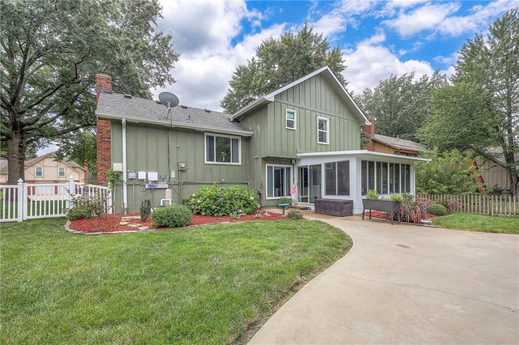 2108 E Sleepy Hollow Drive