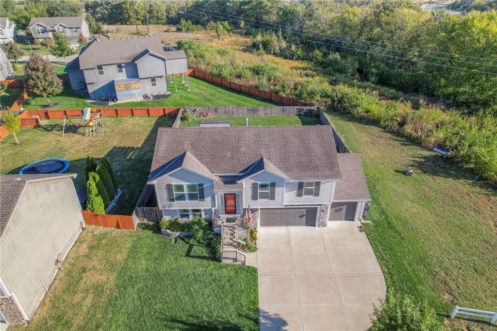 19586 W 121st Street