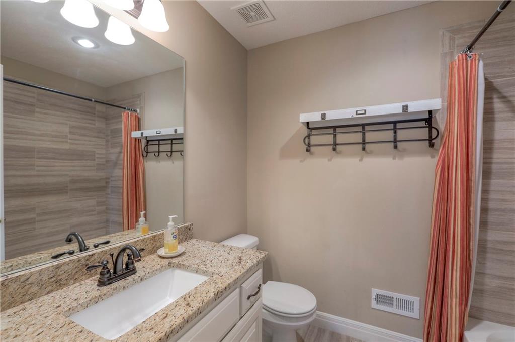 19586 W 121st Street