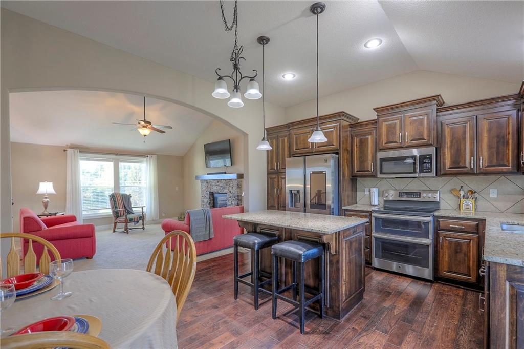 19586 W 121st Street