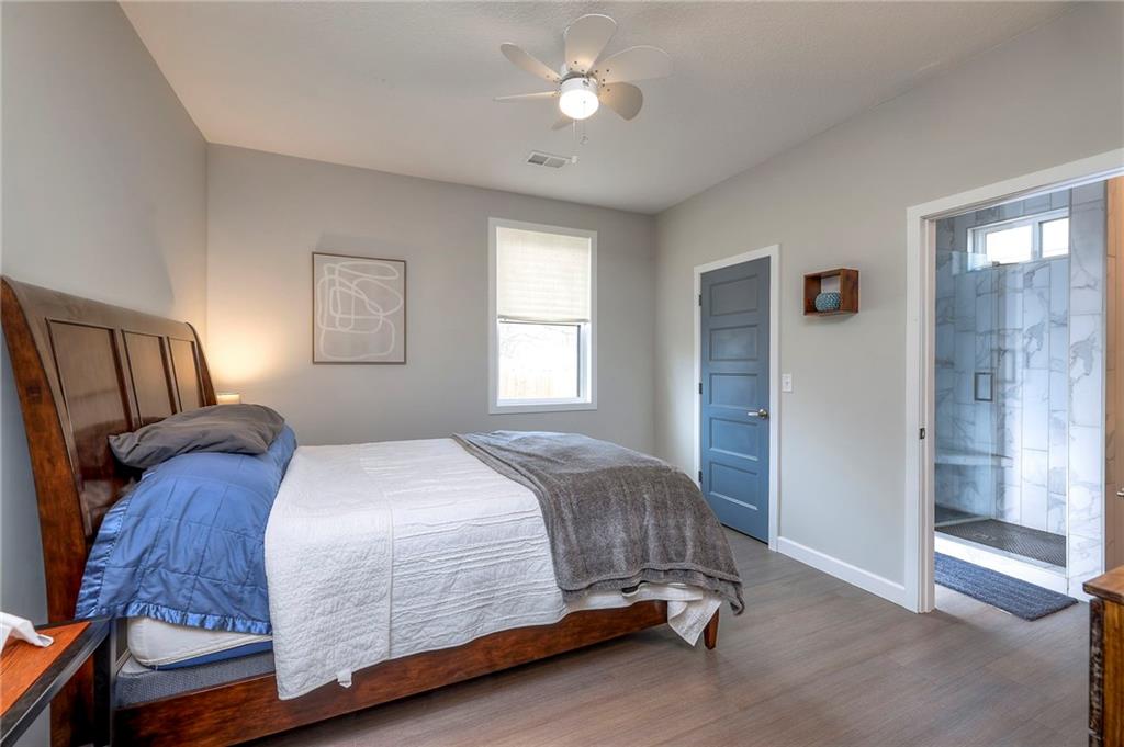 7616 Washington Street