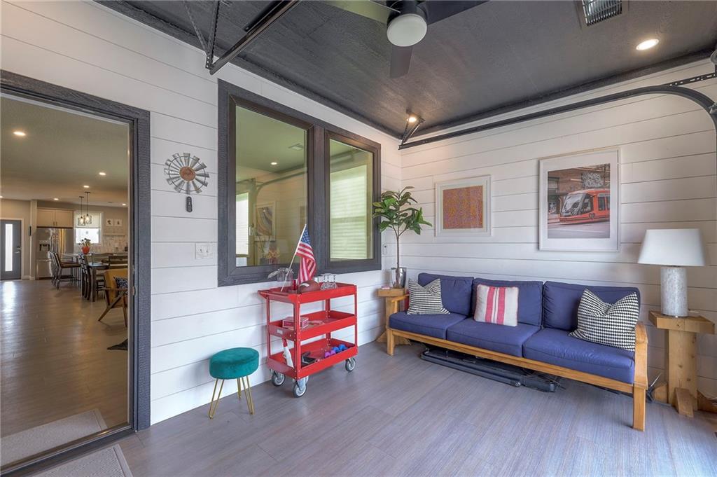 7616 Washington Street