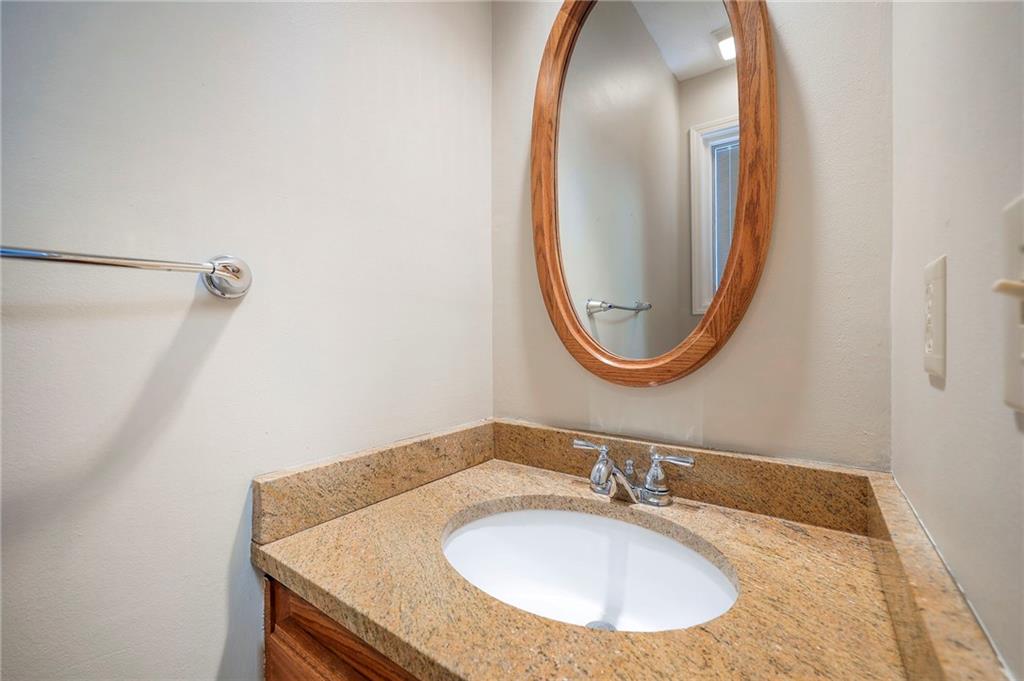 1941 E Frontier Lane