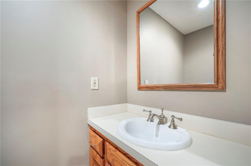 1941 E Frontier Lane