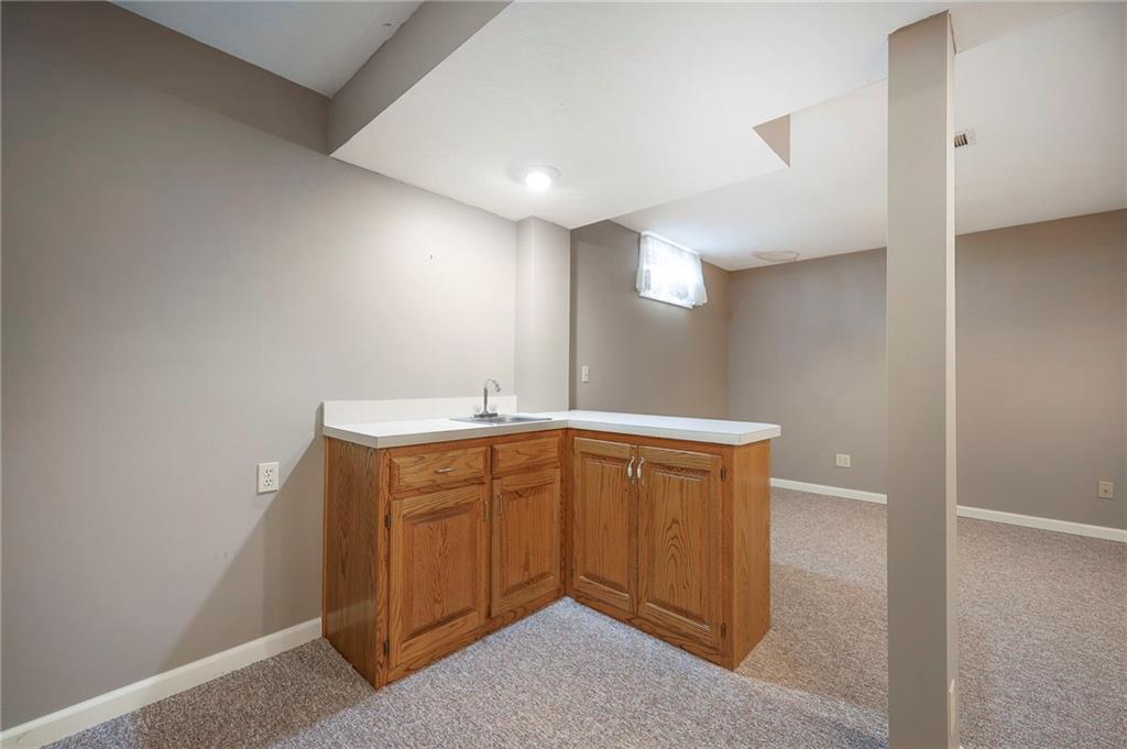 1941 E Frontier Lane