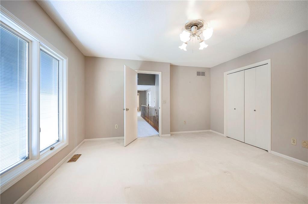 1941 E Frontier Lane