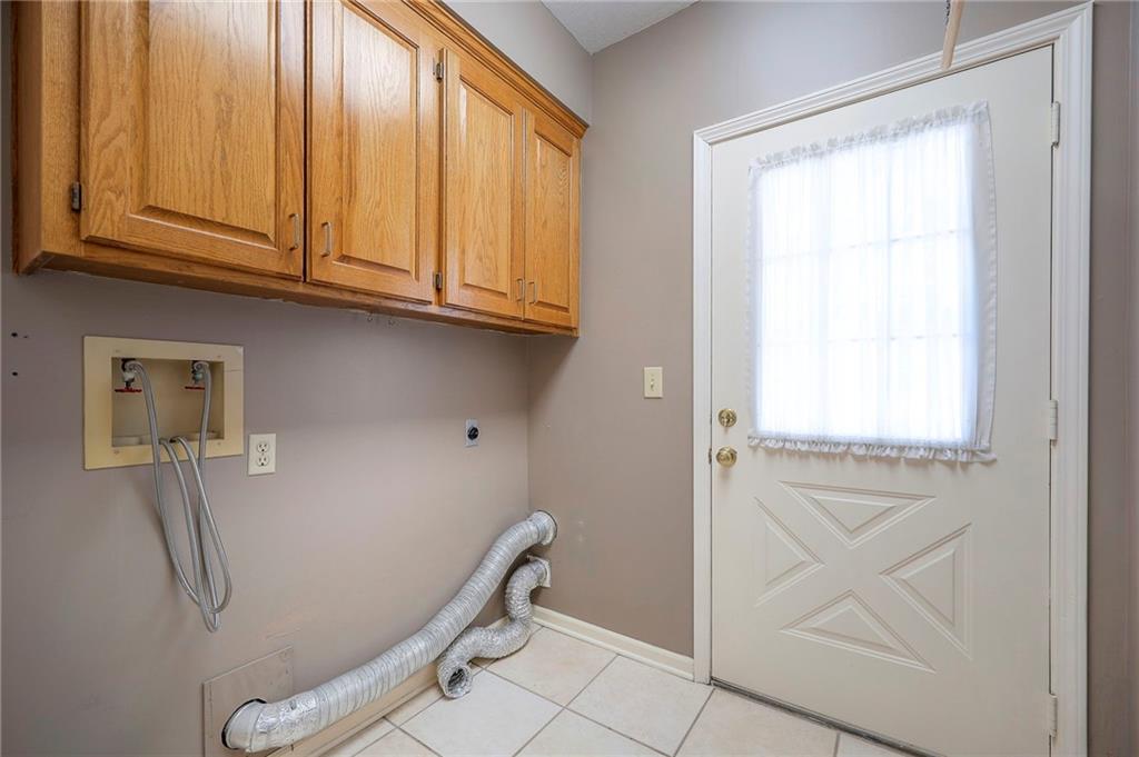 1941 E Frontier Lane