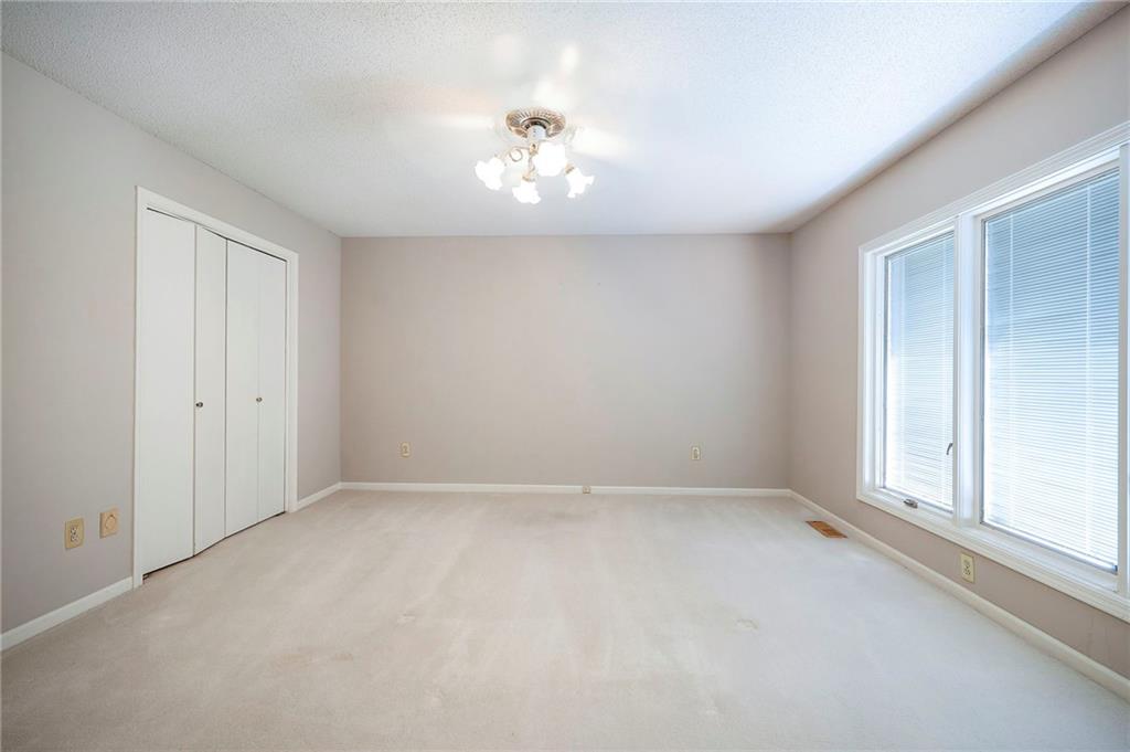 1941 E Frontier Lane