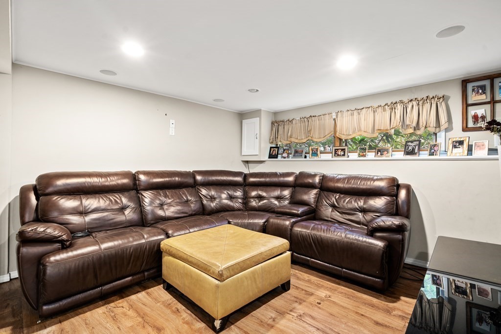 36 Gorwin Dr