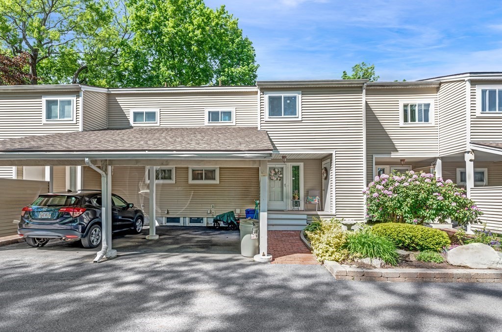 144 Pleasant St Unit: 2