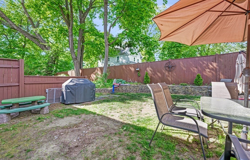 144 Pleasant St Unit: 2