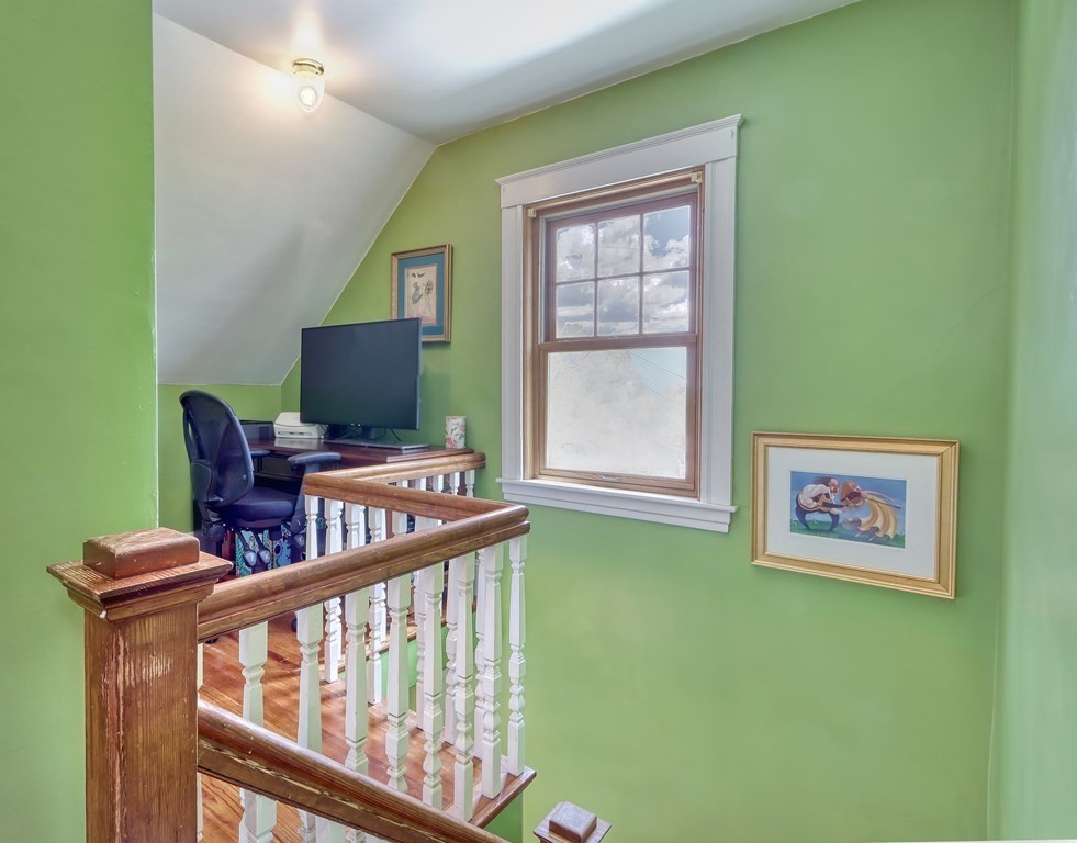 39 Loring St