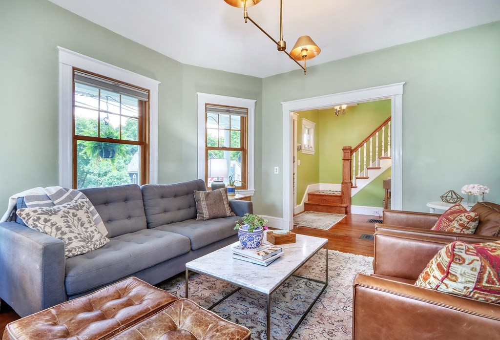 39 Loring St