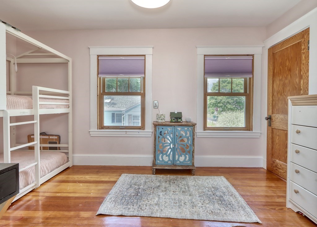 39 Loring St
