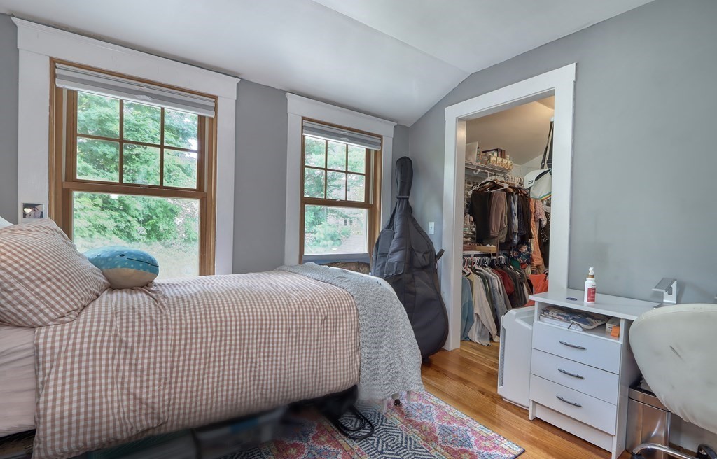 39 Loring St