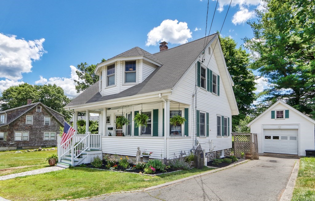 39 Loring St