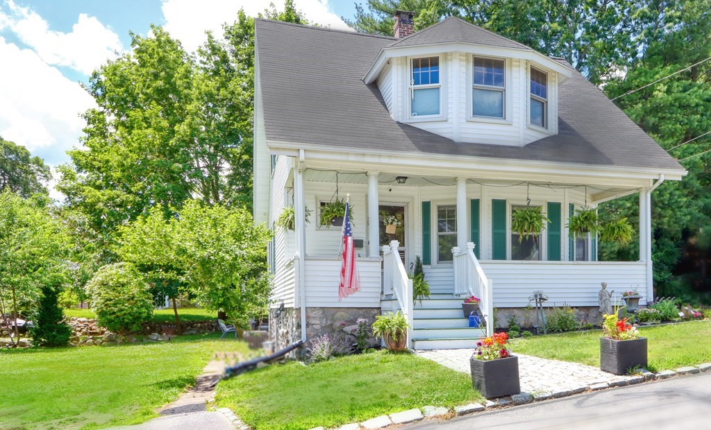 39 Loring St