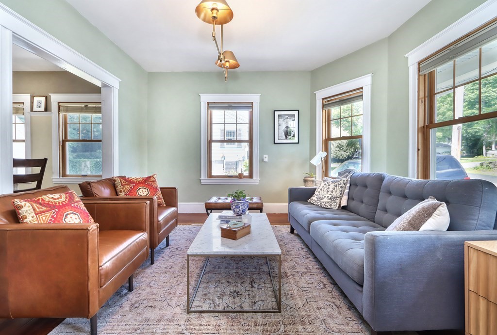 39 Loring St