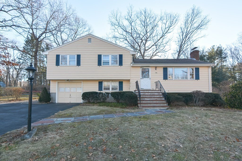 196 Alder Rd