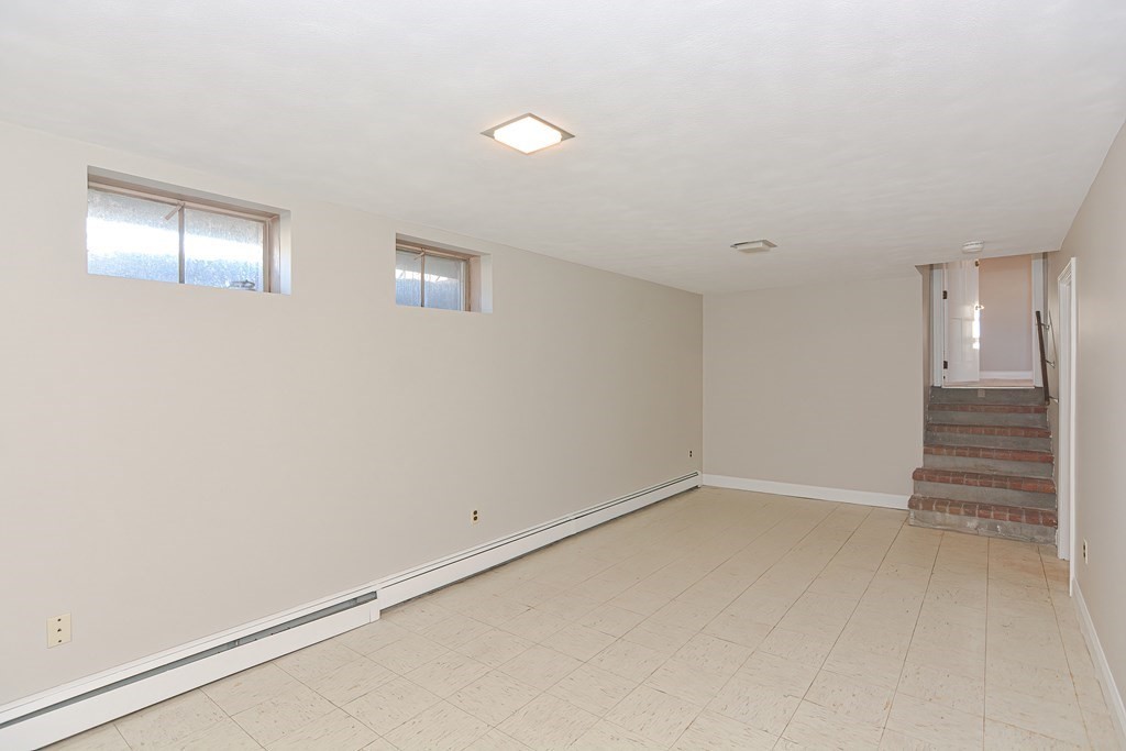 196 Alder Rd
