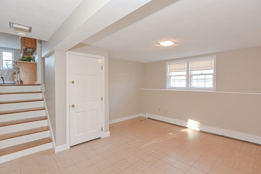 196 Alder Rd