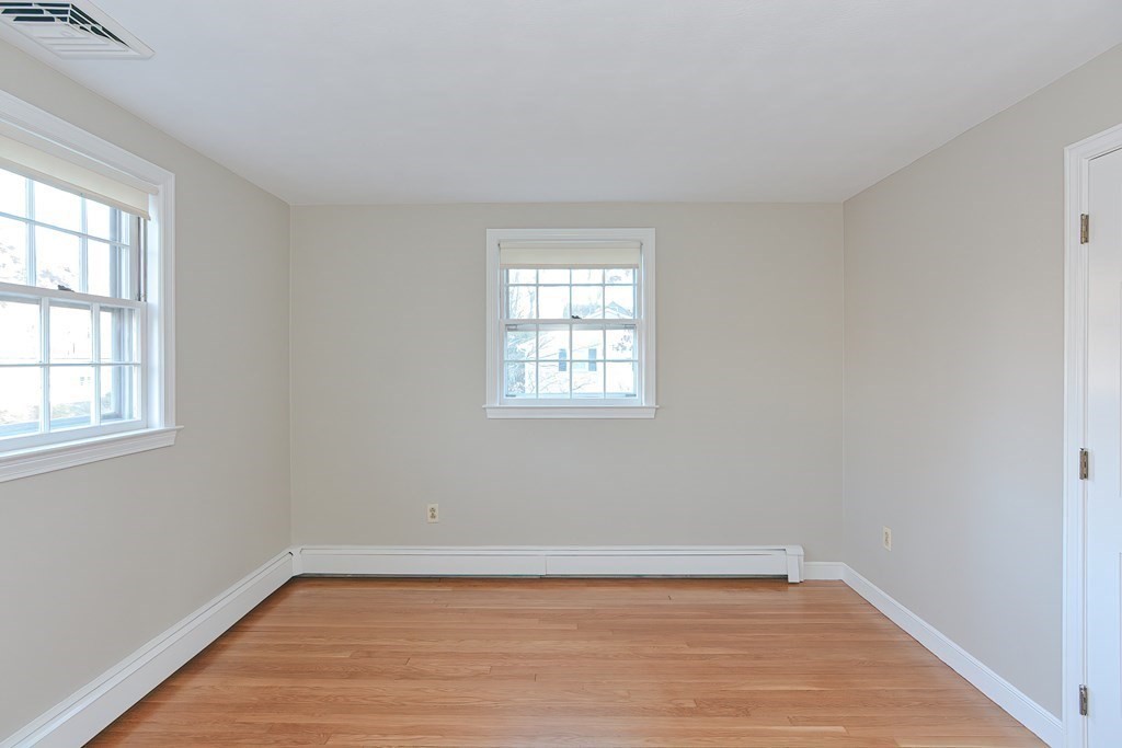 196 Alder Rd