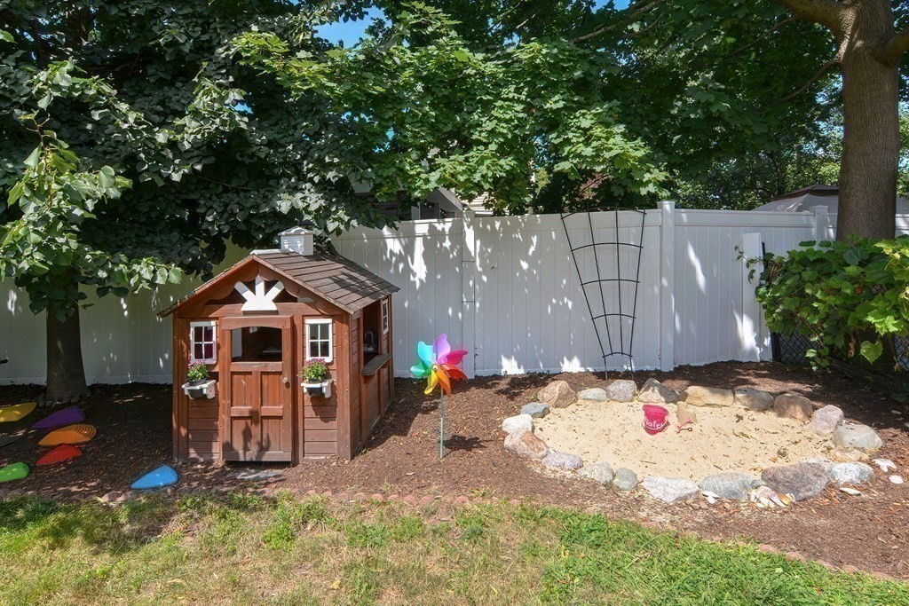 45 Youngs Rd