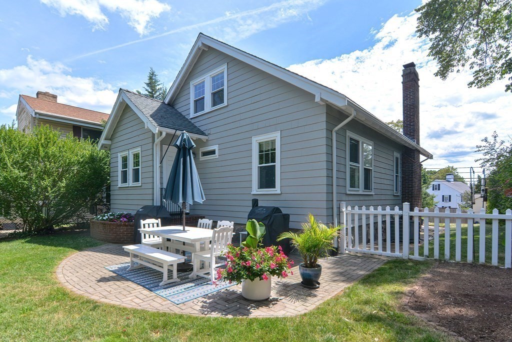 45 Youngs Rd
