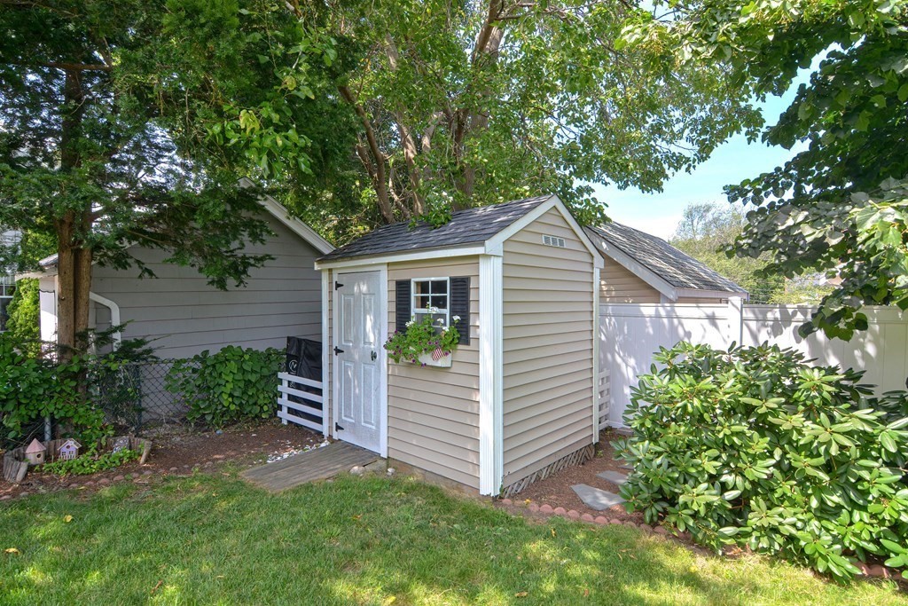 45 Youngs Rd