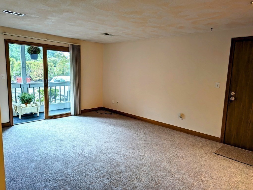 632 Main St Unit: 1