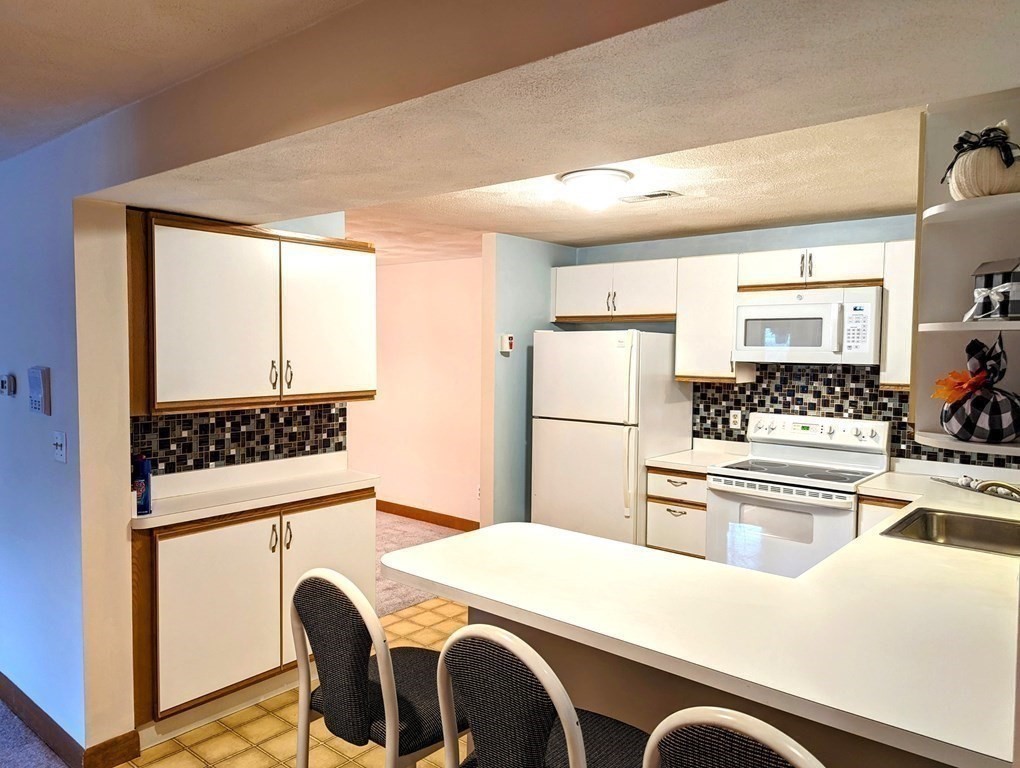 632 Main St Unit: 1