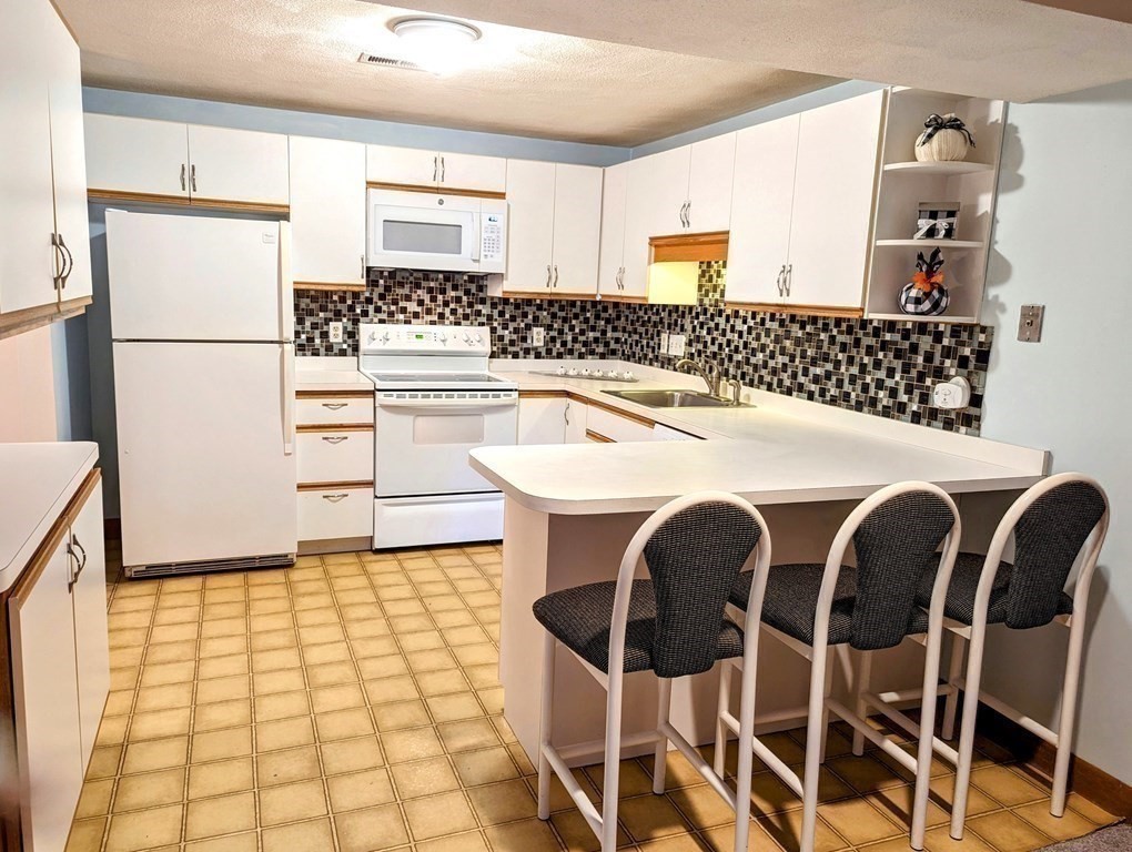 632 Main St Unit: 1