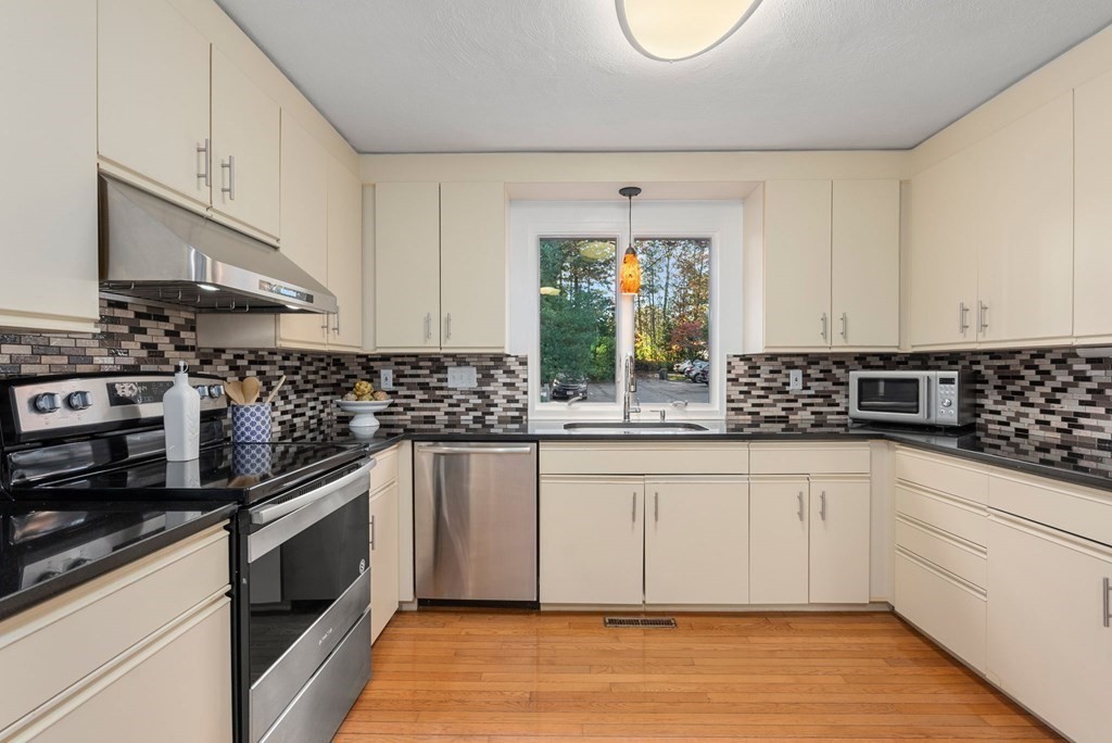 73 Spring St Unit: 7