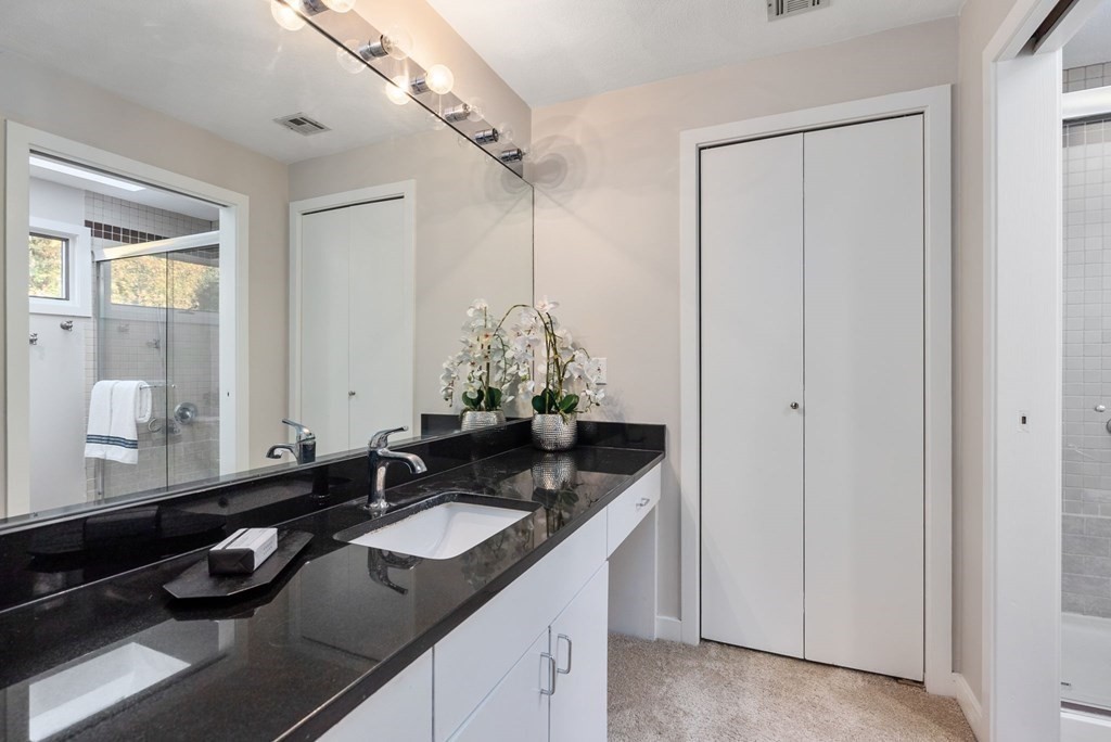 73 Spring St Unit: 7