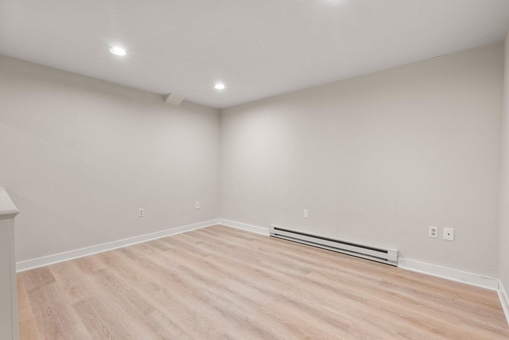 73 Spring St Unit: 7
