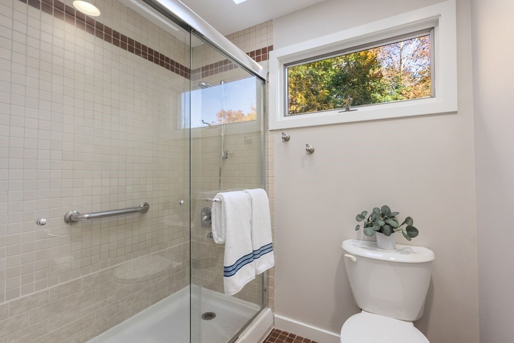 73 Spring St Unit: 7