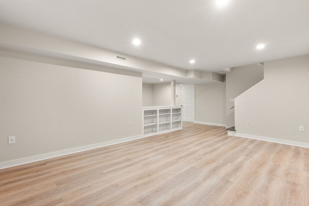 73 Spring St Unit: 7